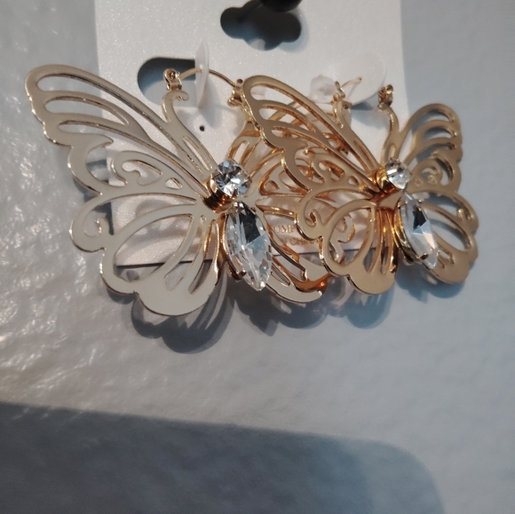 Natasha Butterfly Earrings - Picture 3 of 11